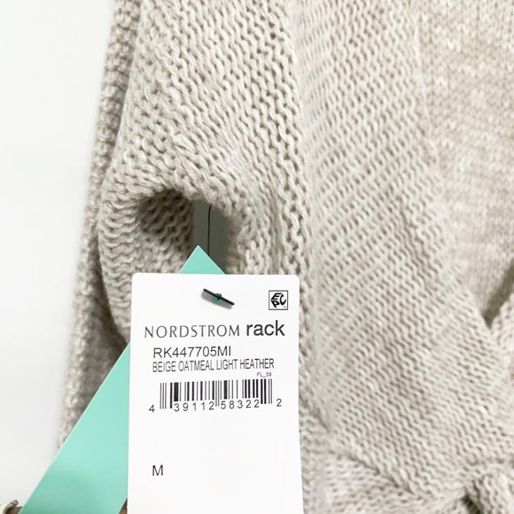 Abound Nordstrom Rack Cropped Sweater V Neck - Picture 4 of 8